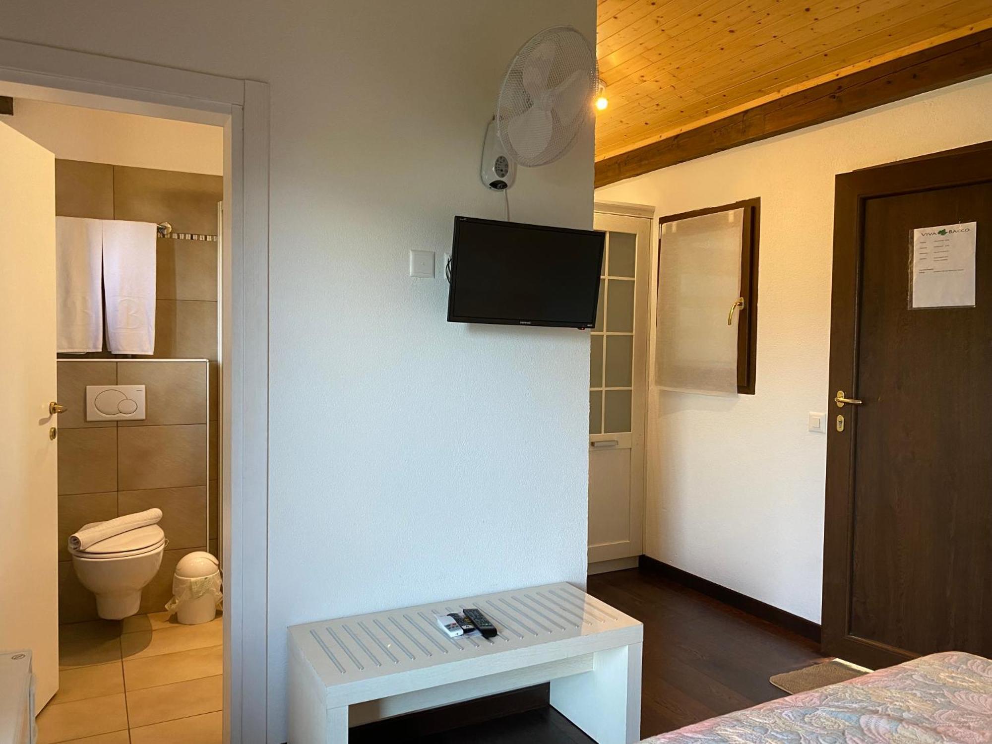 Viva Bacco Bed & Breakfast Gambarogno Ngoại thất bức ảnh